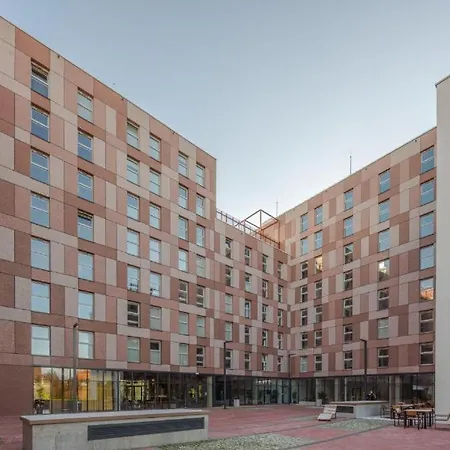 Aparttrans West - Tarczynski Arena Appartamento