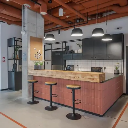 Aparttrans West - Tarczynski Arena * Wroclaw